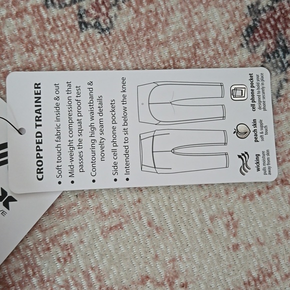 RBX Active Bone Colored Knee Length Compression Capri with Pockets - Size S - Picture 7 of 12